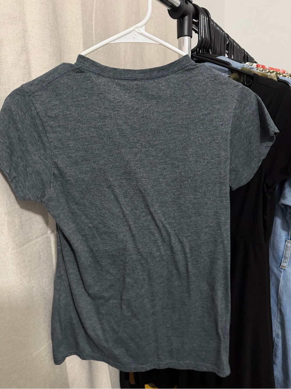 Gildan Charcoal Short Sleeve Tee with White "TODAY IS THE DAY" Graphic - Picture 3 of 4